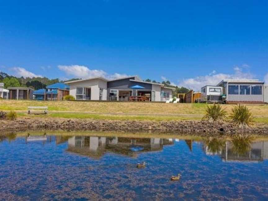 Lake on Scott - Cooks Beach Holiday Home, Whitianga, New Zealand