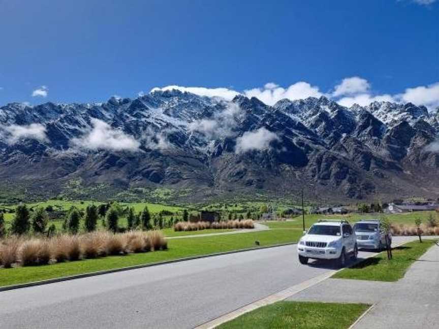 Remarkable View - 2 minutes to the ski field, Argyle Hill, New Zealand