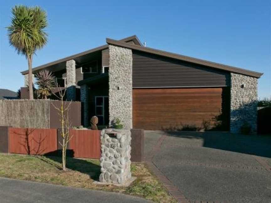 Riverstone Holiday Home - Taupo Holiday Home, Taupo, New Zealand