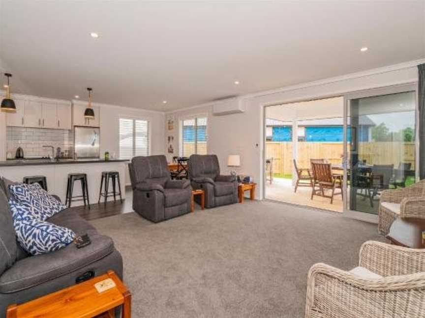 Peaceful on Palm - Whitianga Holiday Home, Whitianga, New Zealand