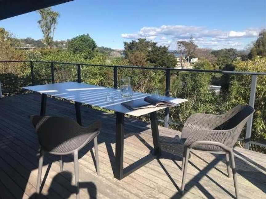 Weka Cottage, Waiheke Island (Suburb), New Zealand