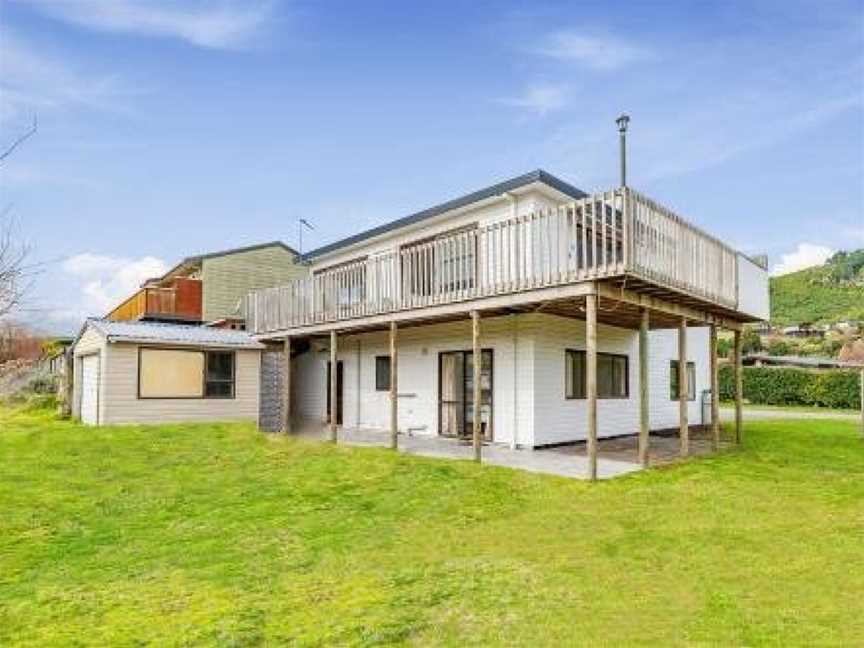 Kinloch Family Getaway - Kinloch Holiday Home, Oruanui, New Zealand