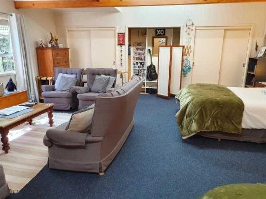 Hunua Accommodation - Atherstone Suite, Papakura, New Zealand