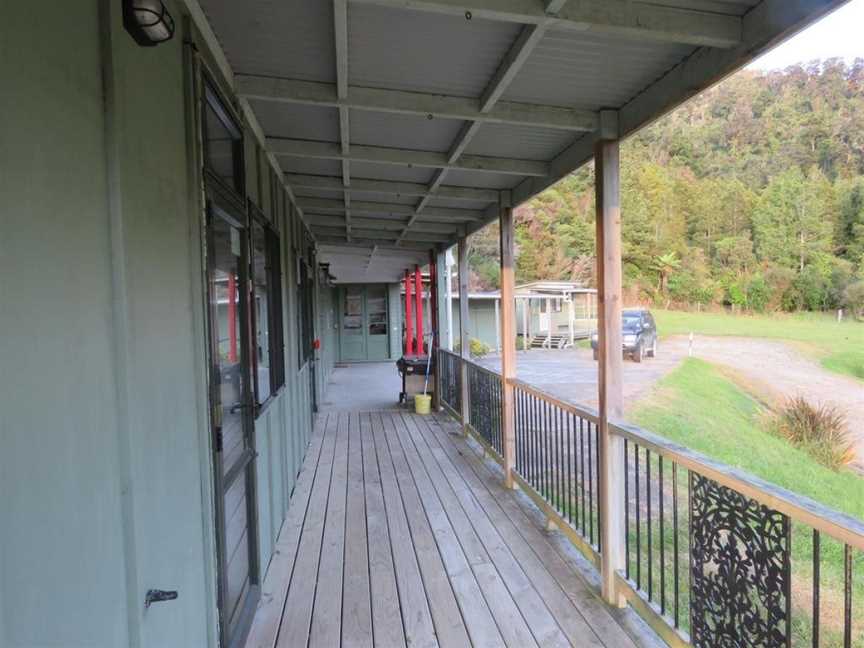 The Outpost, Golden Bay, New Zealand