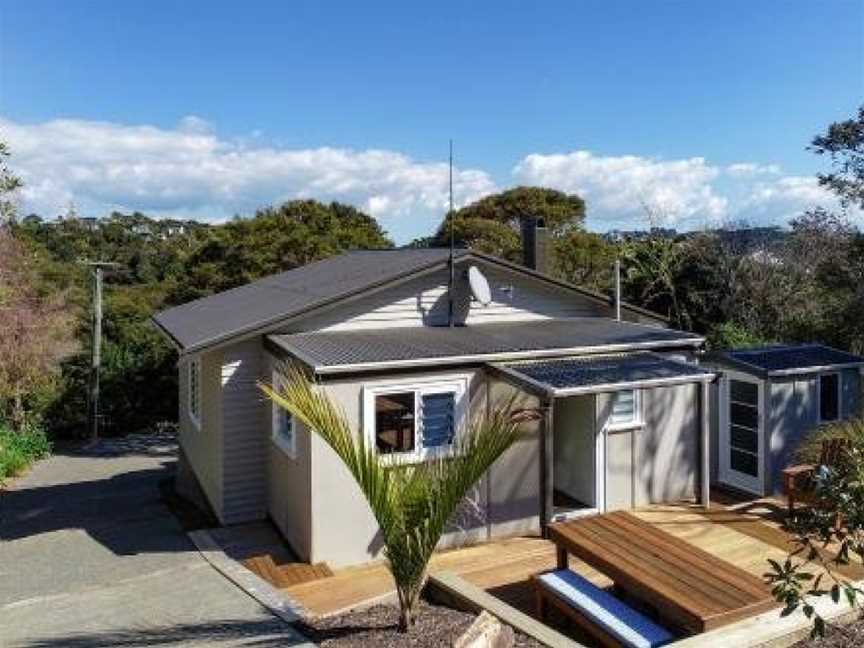 Dove Cottage, Waiheke Island (Suburb), New Zealand