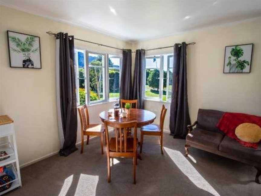 Kauri Cottage - Marahau Holiday Home, Kaiteriteri, New Zealand