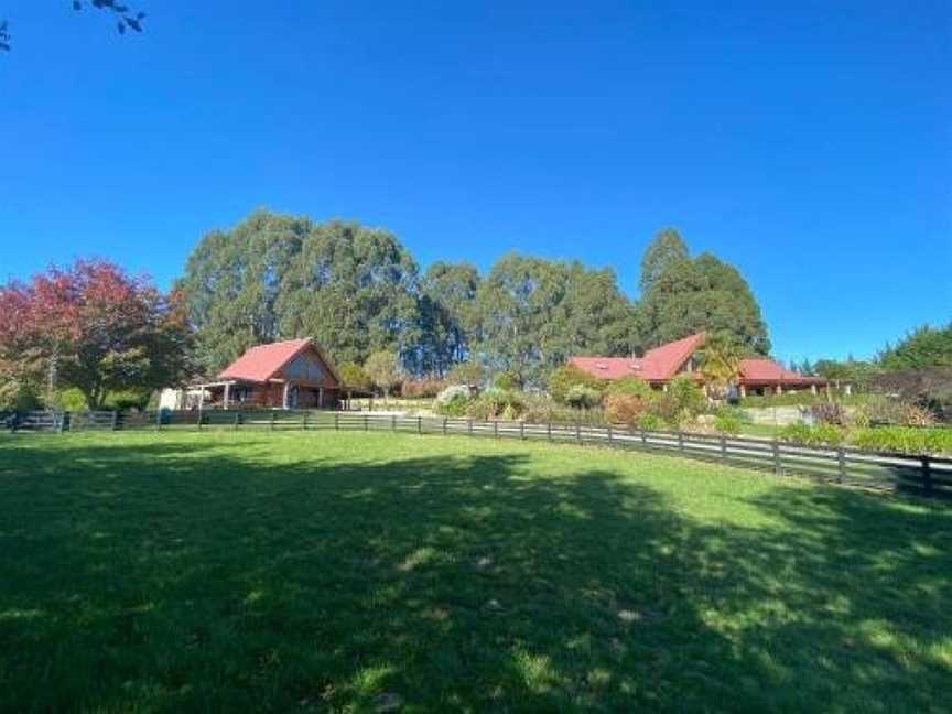 Tree Hut Cottage, Masterton, New Zealand