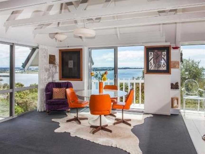 Christchurch - Art space, sea views, private, Christchurch (Suburb), New Zealand