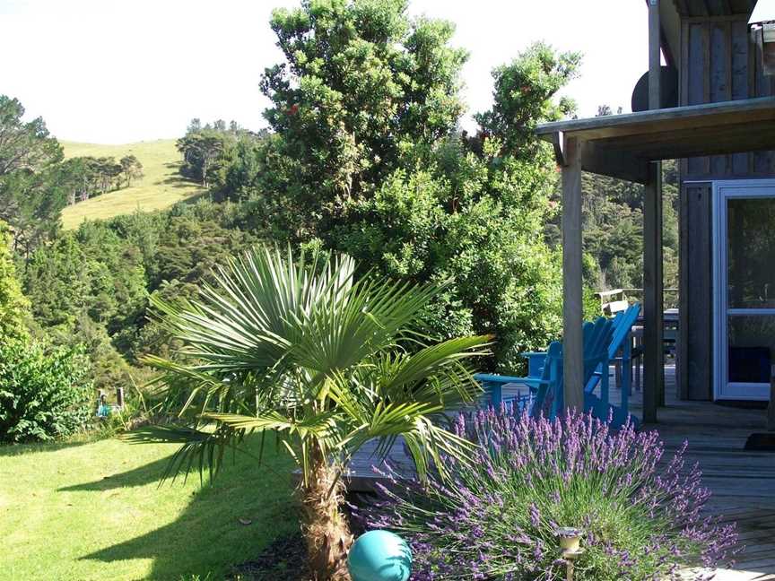 Westwind Homestay B & B, Waitakaruru, New Zealand