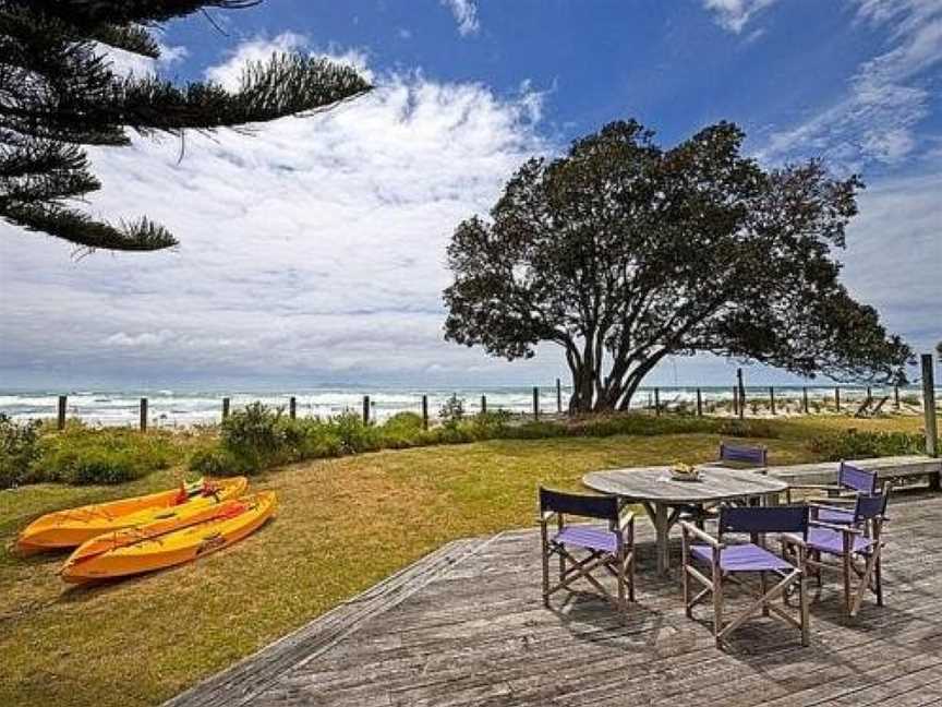 Carmens Beachside Bach - Waihi Beach Bach, Waihi Beach, New Zealand