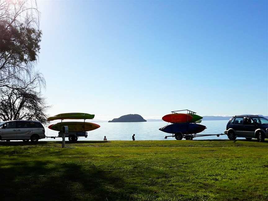 Motutere Bay TOP 10 Holiday Park, Waitahanui, New Zealand