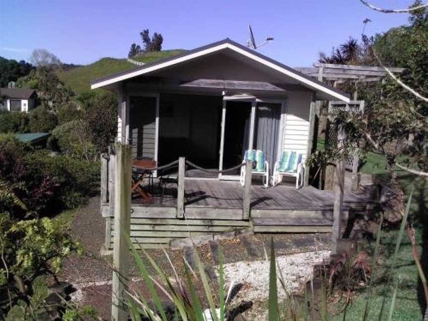 Mandhari Bed and Breakfast Cottage, Whangamata, New Zealand