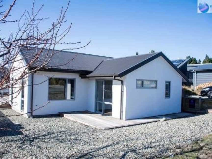 Josephine's Lakeside Star, Lake Tekapo, New Zealand