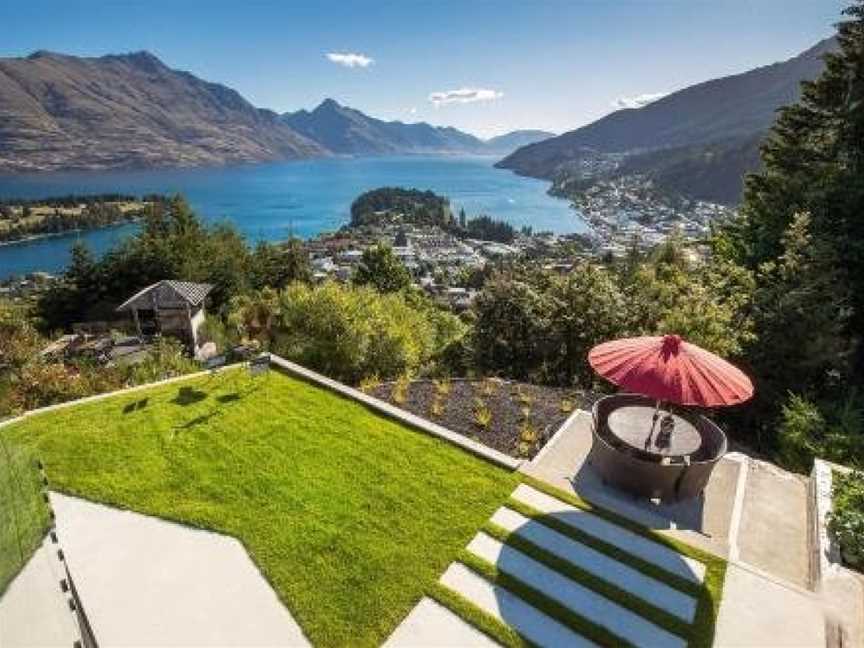 Luxury with a View, Argyle Hill, New Zealand