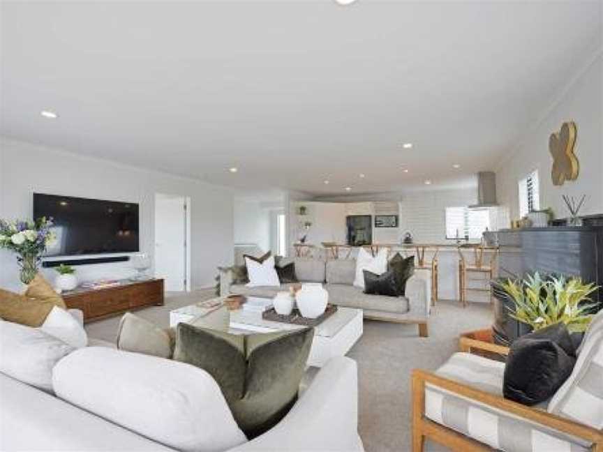 Escape to high end comforts on Riverton, Mount Maunganui, New Zealand