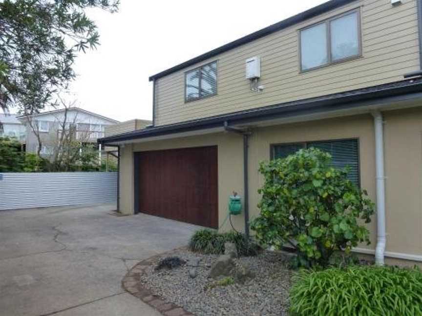 Halfmoon Bay Apartment, Pakuranga Heights, New Zealand