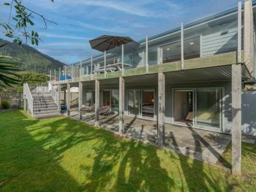 Bonanza Beauty - Pauanui Holiday Home, Pauanui, New Zealand