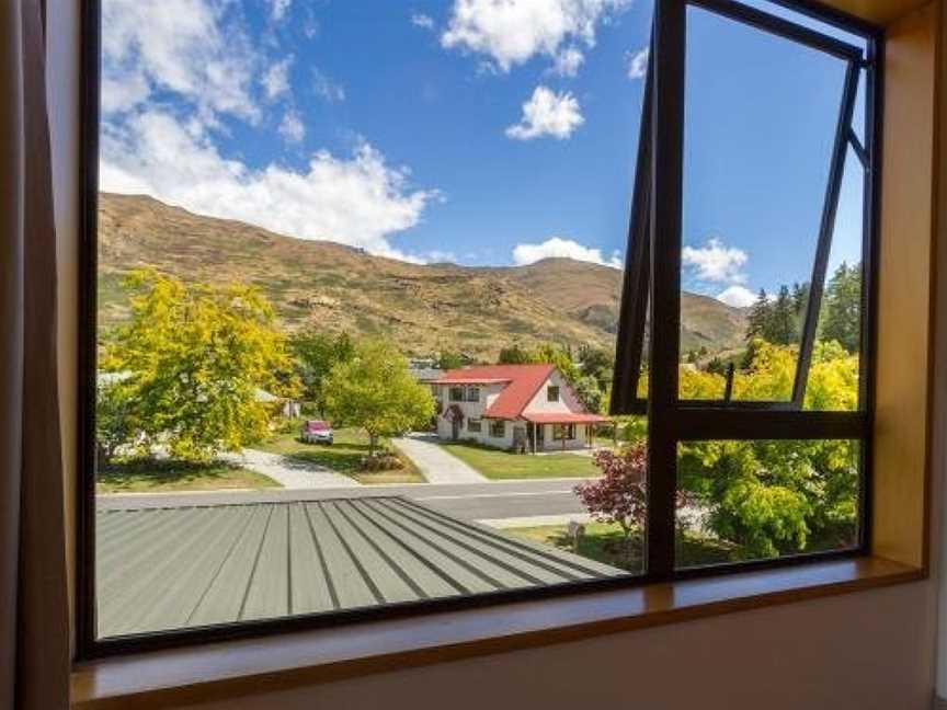 Wanaka Tranquility - Wanaka Holiday Home, Wanaka, New Zealand