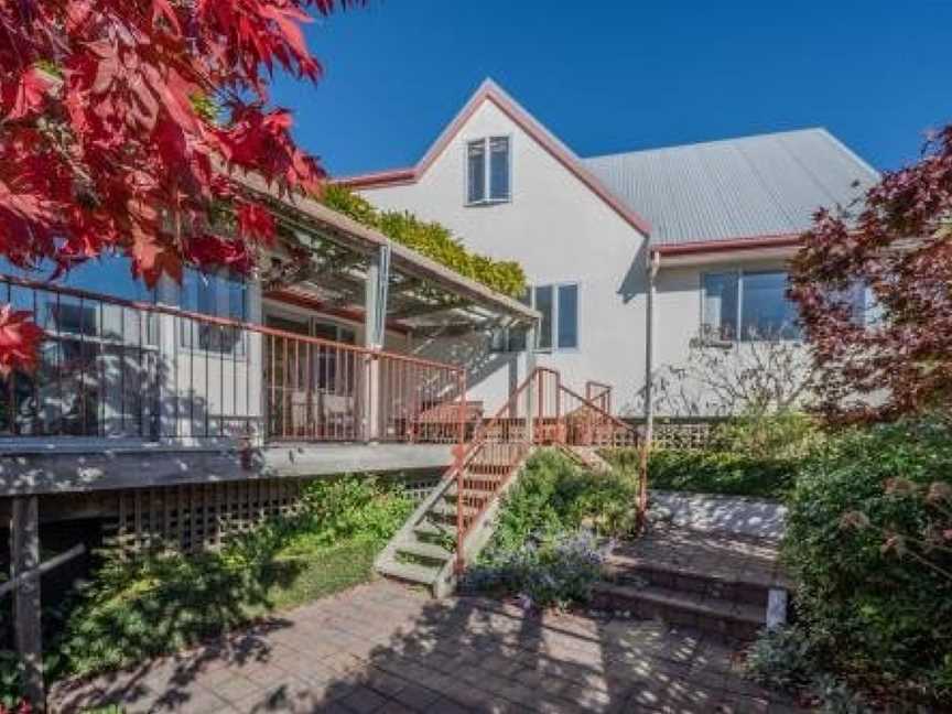 Rose on the Bay - Akaroa Holiday Home, Akaroa, New Zealand