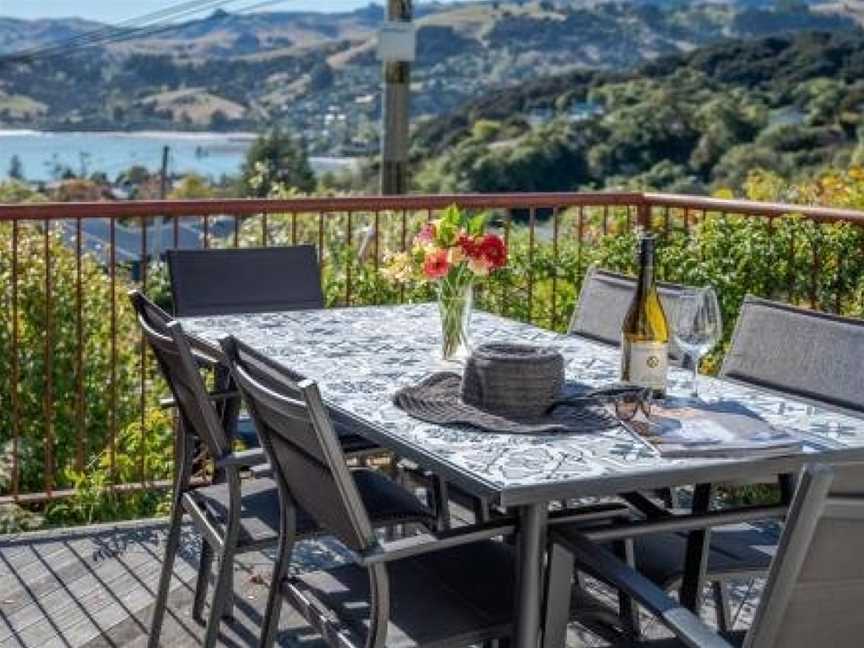 Rose on the Bay - Akaroa Holiday Home, Akaroa, New Zealand