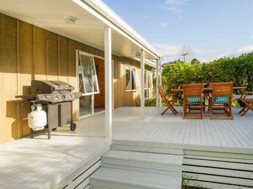 Beachfront Bliss - Cooks Beach Holiday Home, Whitianga, New Zealand