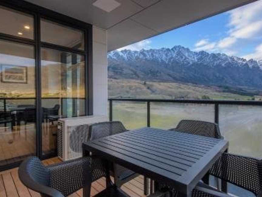 Remarkables Garden 406 - Top Corner Unit - Super Convenient, Argyle Hill, New Zealand