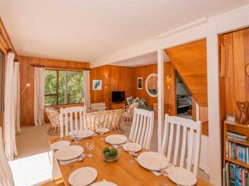 Puriri Cottage - Kuaotunu Holiday Home, Kuaotunu West, New Zealand