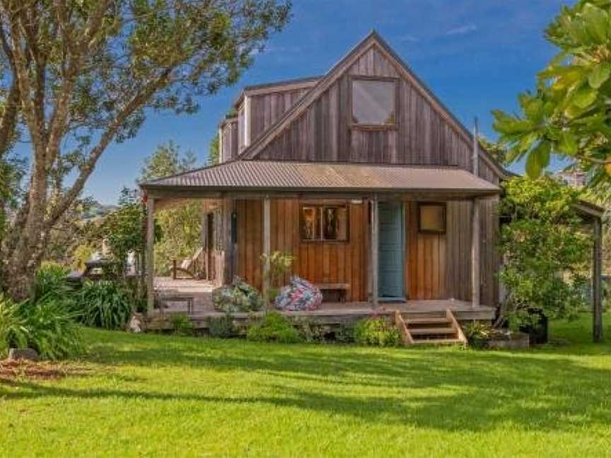 Puriri Cottage - Kuaotunu Holiday Home, Kuaotunu West, New Zealand