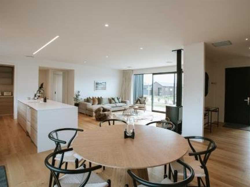 Obelisk - Sleeps 8 - Modern & Stylish, Wanaka, New Zealand