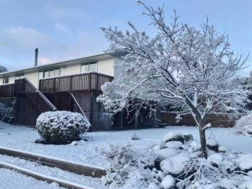 Tui's Lookout - Ohakune Holiday Home, Ohakune, New Zealand