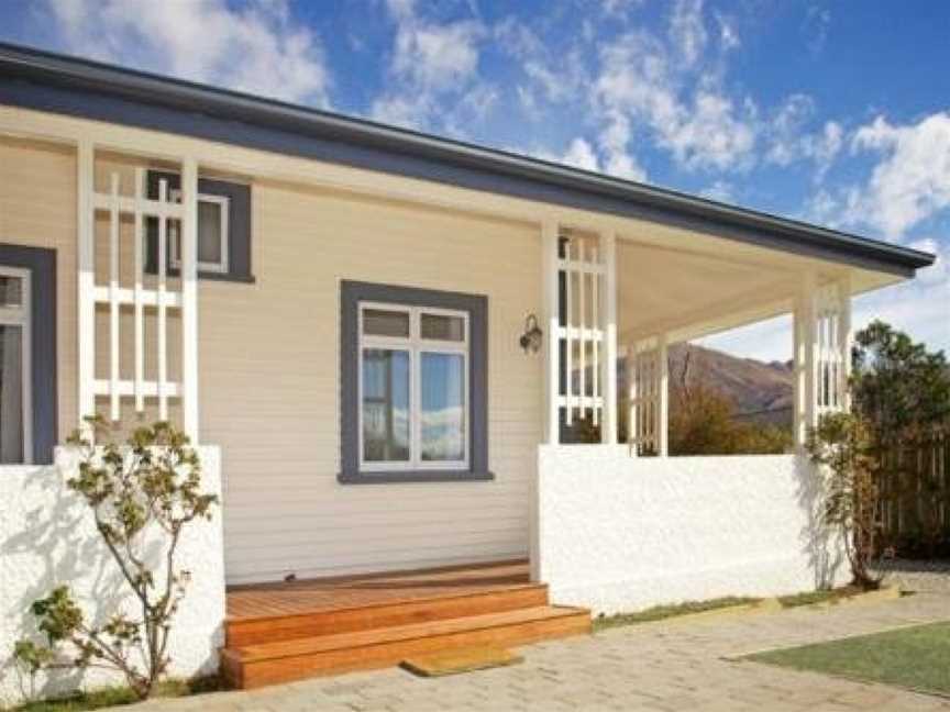 McDougall Cottage, Wanaka, New Zealand