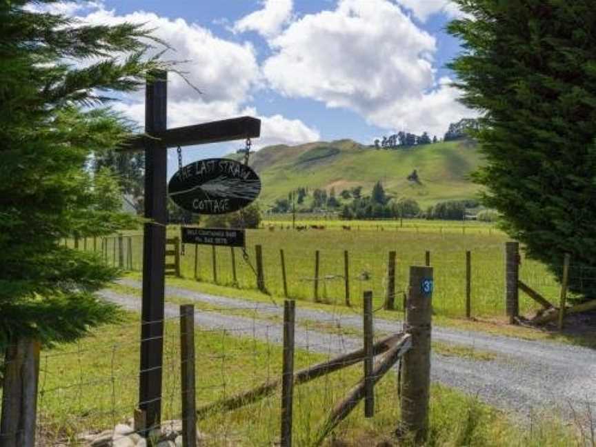 The Last Straw Cottage Nelson, Brightwater, New Zealand