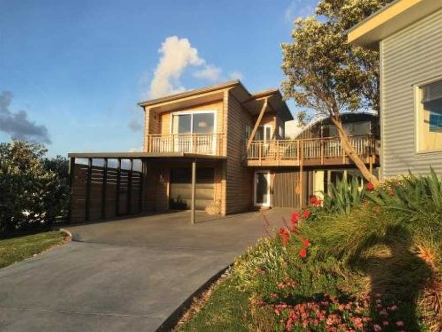 Chalet Cullen,, Mangawhai, New Zealand