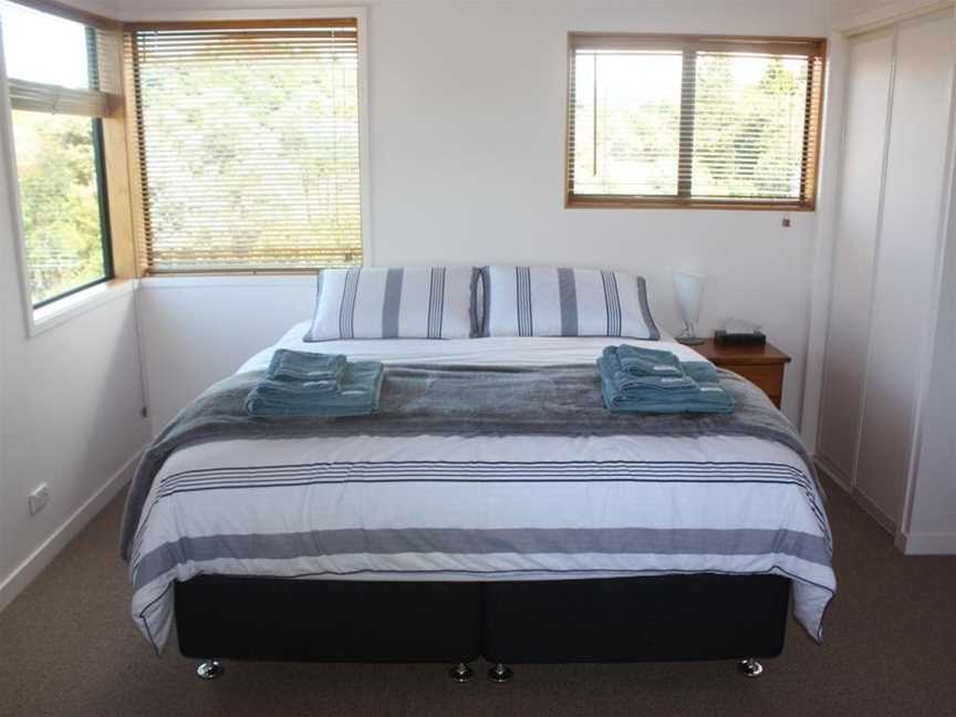 Summerspring Beachfront Accommodation, Takaka, New Zealand