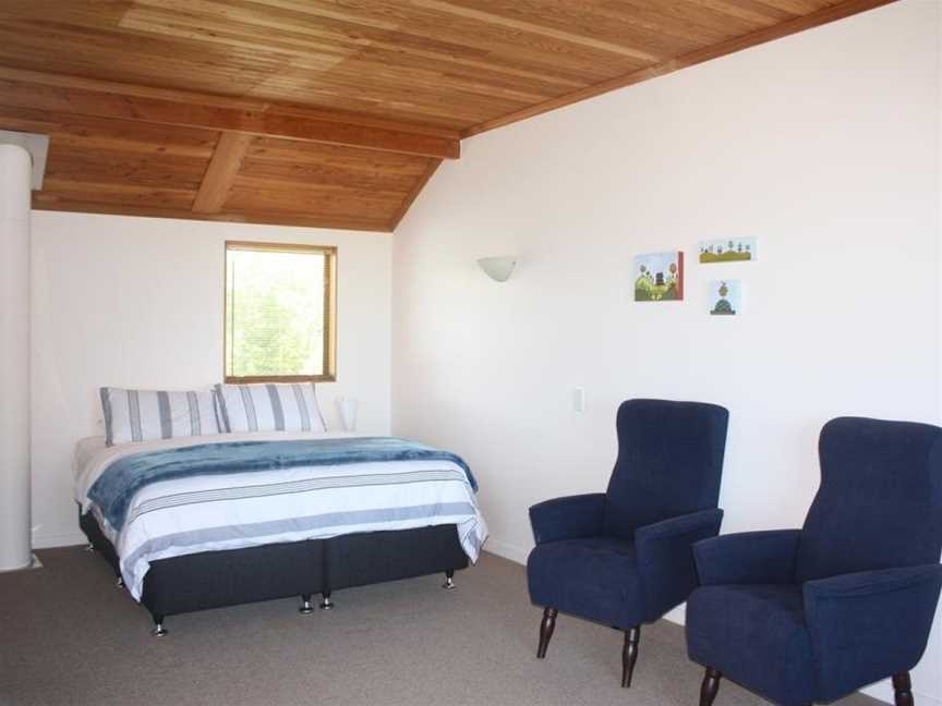 Summerspring Beachfront Accommodation, Takaka, New Zealand