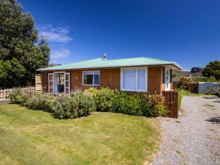 Puponga View - Puponga Holiday Home, Golden Bay, New Zealand