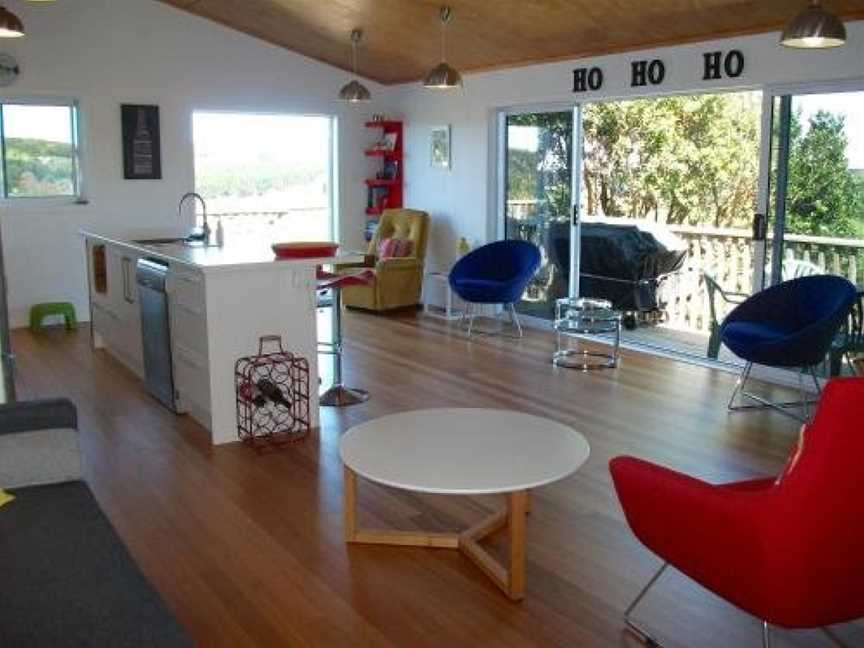 Onetangi Haven - Onetangi Holiday Home, Waiheke Island (Suburb), New Zealand