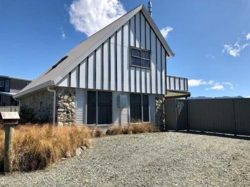 Family Apartment with Mountain Views, Twizel, New Zealand