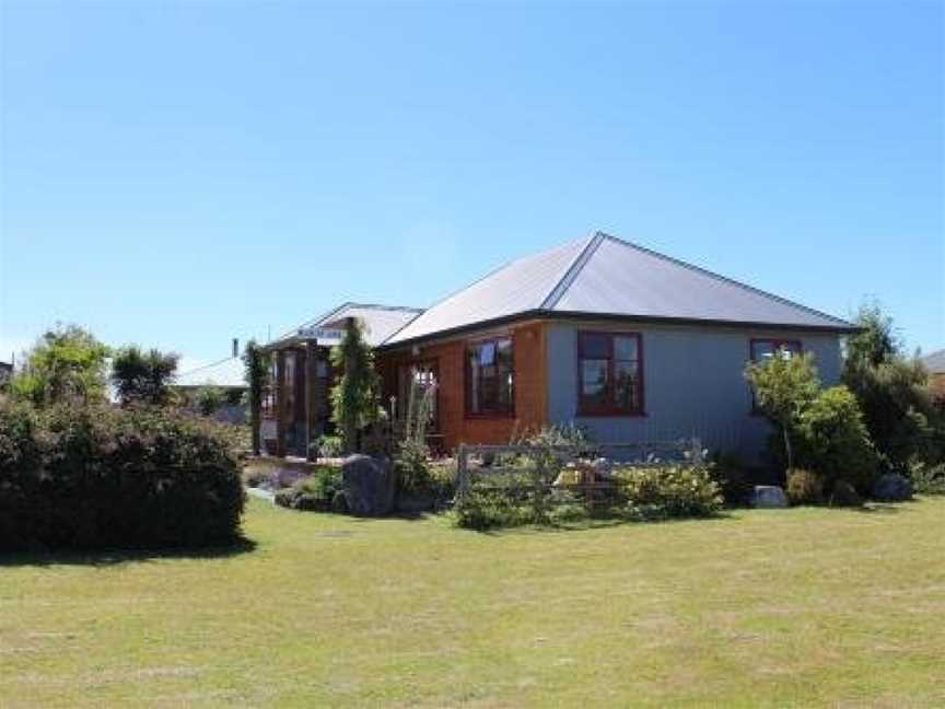 Batch with a View, Te Anau, New Zealand