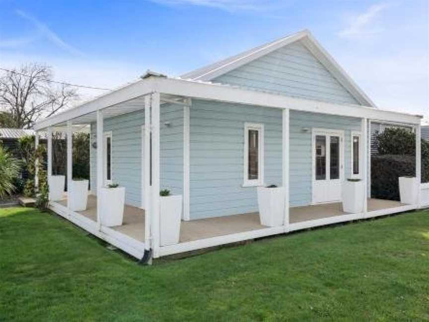 Te Kawa Cottage - Martinborough Holiday Home, Martinborough, New Zealand