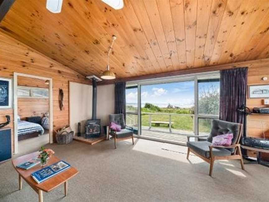 The Beachsider - Te Horo Beach Holiday Home, Otaki, New Zealand