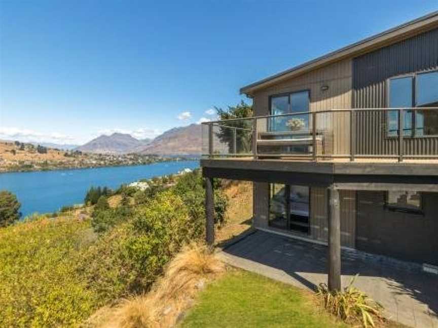 Grand View Queenstown - Queenstown Holiday Home, Argyle Hill, New Zealand