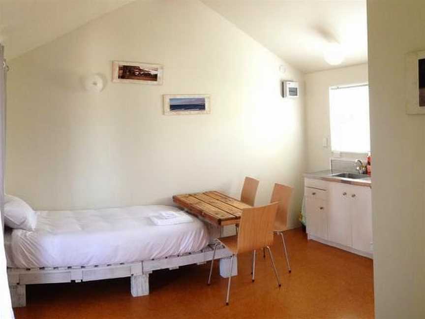 Raglan West Accommodation, Raglan, New Zealand