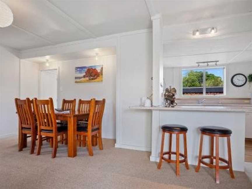 Shell Cottage - Waihi Beach Holiday Home, Waihi Beach, New Zealand