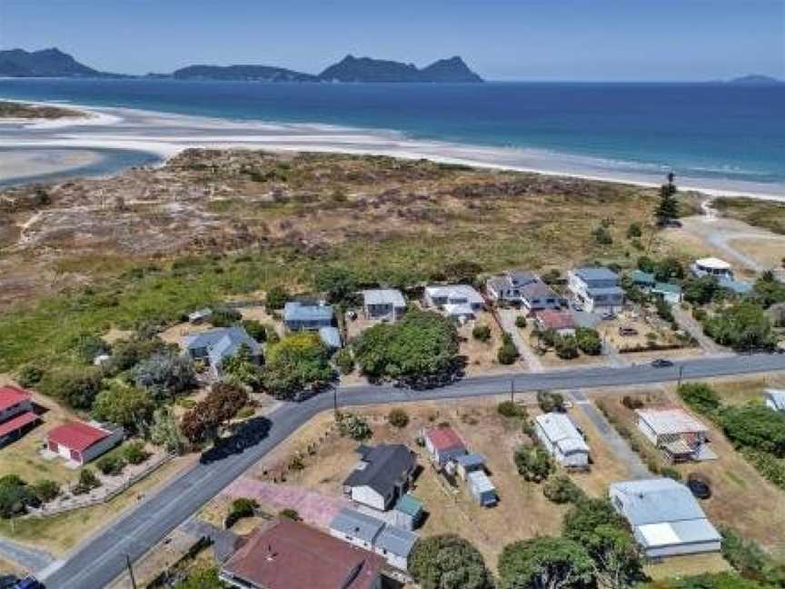 Bream Bay Sands - Ruakaka Holiday Home, Ruakaka, New Zealand