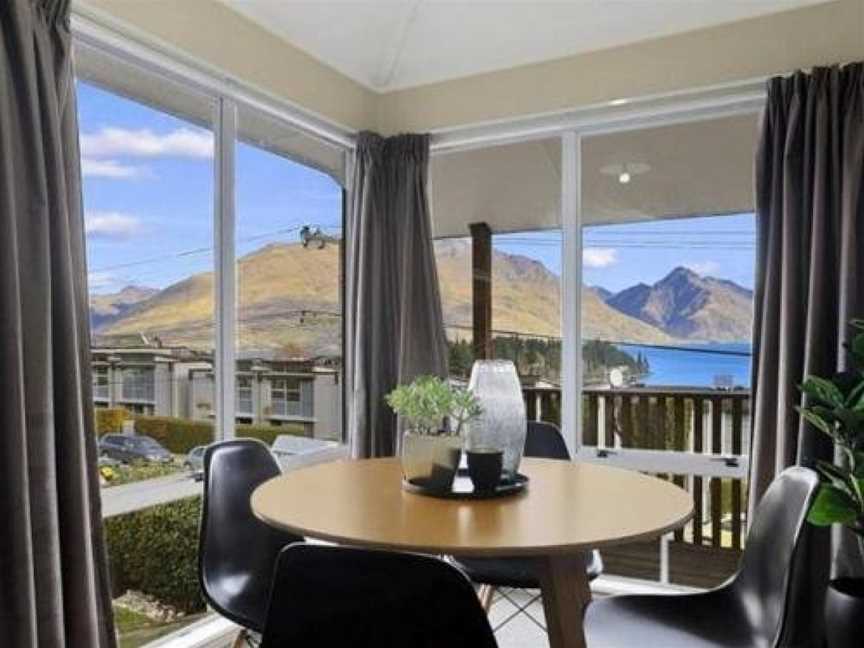 ULTIMATE CONVENIENCE, WALK-TO-TOWN TOWNHOUSE, Argyle Hill, New Zealand