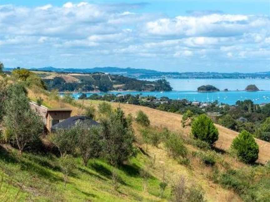 The Terraces - Papa Yurt, Waiheke Island (Suburb), New Zealand