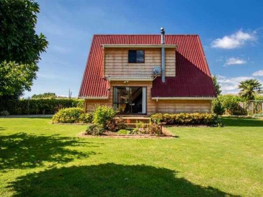 Evergreen Cottage - Motueka Holiday Home, Kaiaka, New Zealand