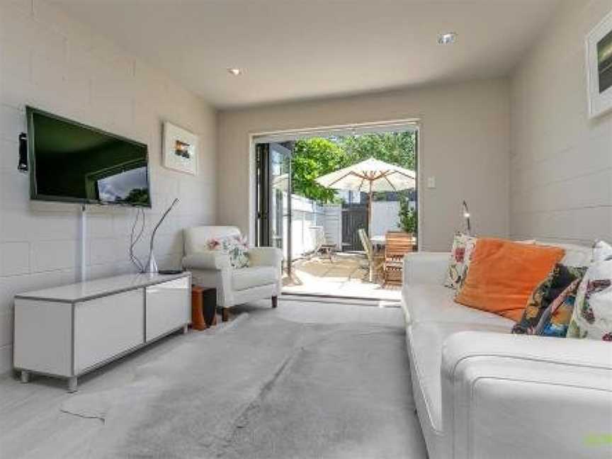 QV Sunny Townhouse at Collingwood Street - 456, Eden Terrace, New Zealand