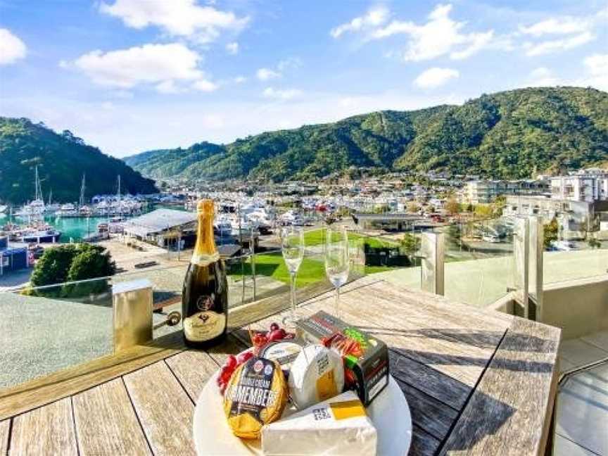 Luxury Two Bedroom Harbour View, Picton, New Zealand